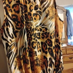Leopard Print Sleeveless Top